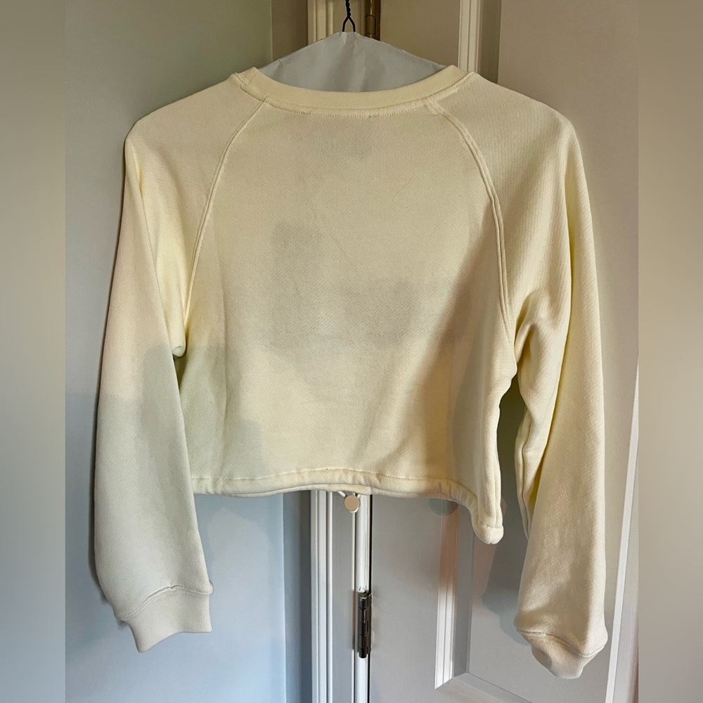 Gucci White / Cream Women’s Crop Crewneck Sweatshirt. Black Letters. Size S. NWT - Picture 2 of 4